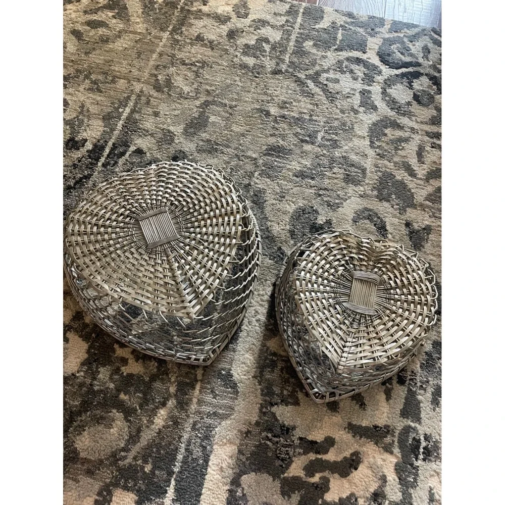 Silver Heart‎ Shaped Woven Wire Nesting Baskets Set of 2 Metallic Storage Decor
